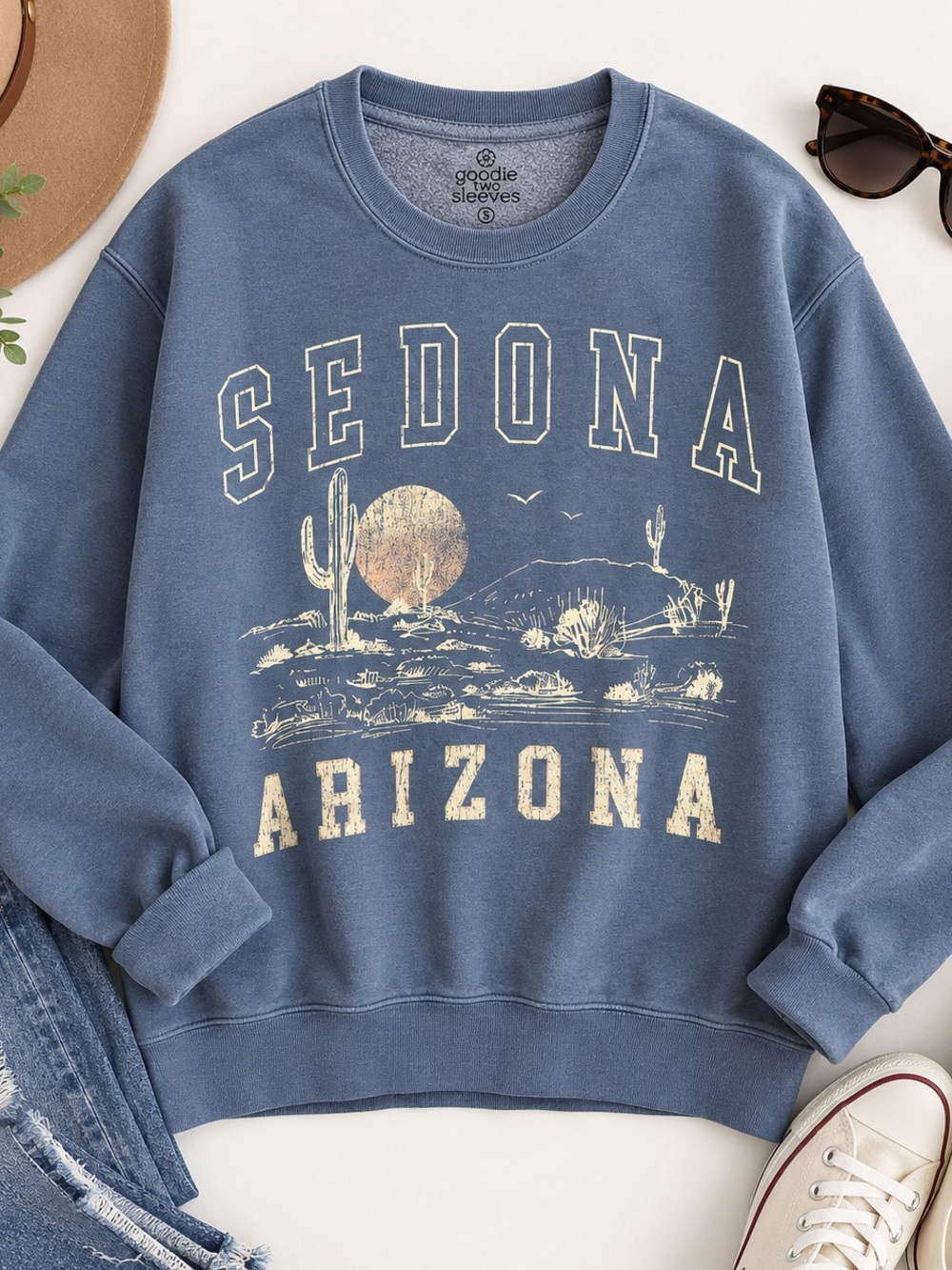 Goodie Two Sleeves Sedona Arizona Desert Graphic Sweatshirt – Size Small